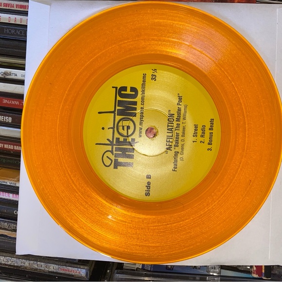 Jurassic 5 akil the mc breakdown 7" vinyl L.A. HILL records new
Orange THE MC - Picture 2 of 3